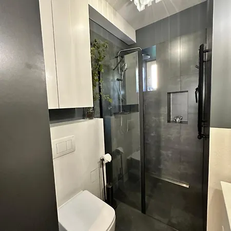 Apartamento Main Square Sylvi