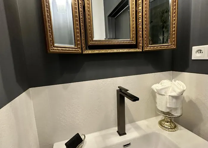 Apartment Main Square Sylvi