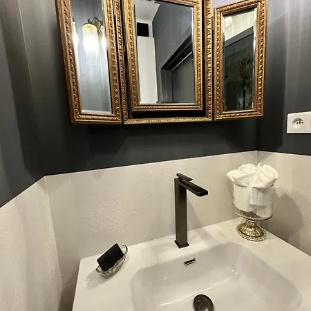 Apartamento Main Square Sylvi